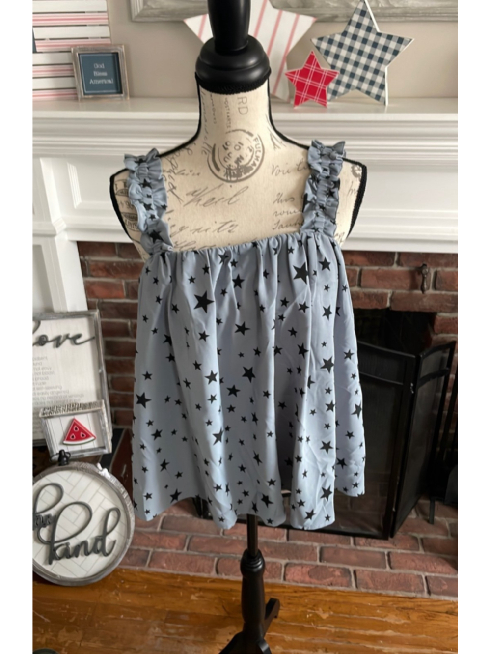 ee:some - size large blue star print tank